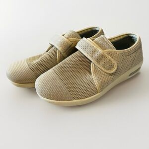 Ortho‎ Shoes Women's Tan Slip on Comfort Shoes Size 8.5